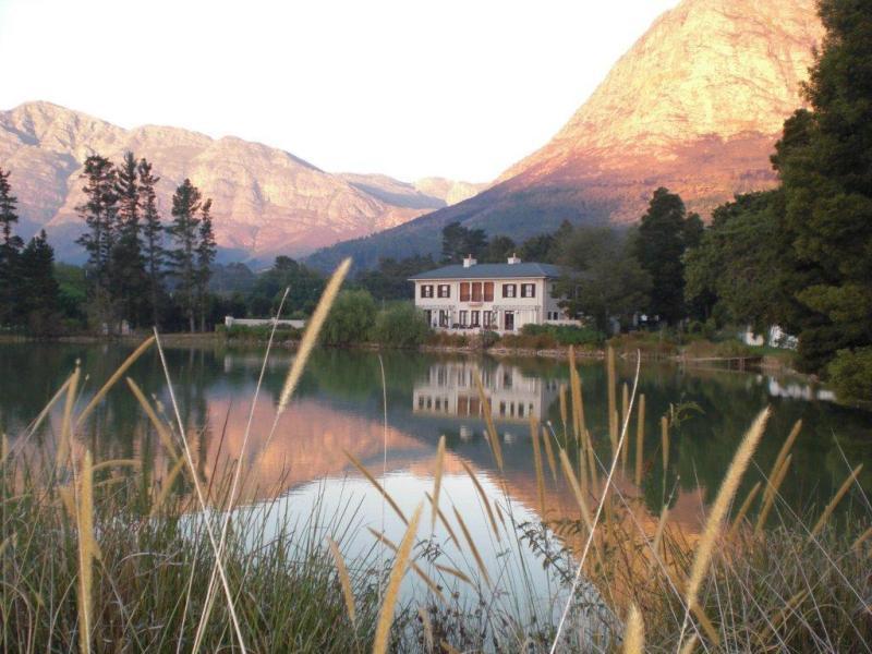 Auberge La Dauphine Guest House Franschhoek Exterior foto